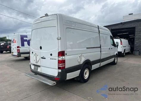 2011 Mercedes-Benz Sprinter 2500 High Roof из США, поврежденный, VIN WD3PE8CB0B5587487
